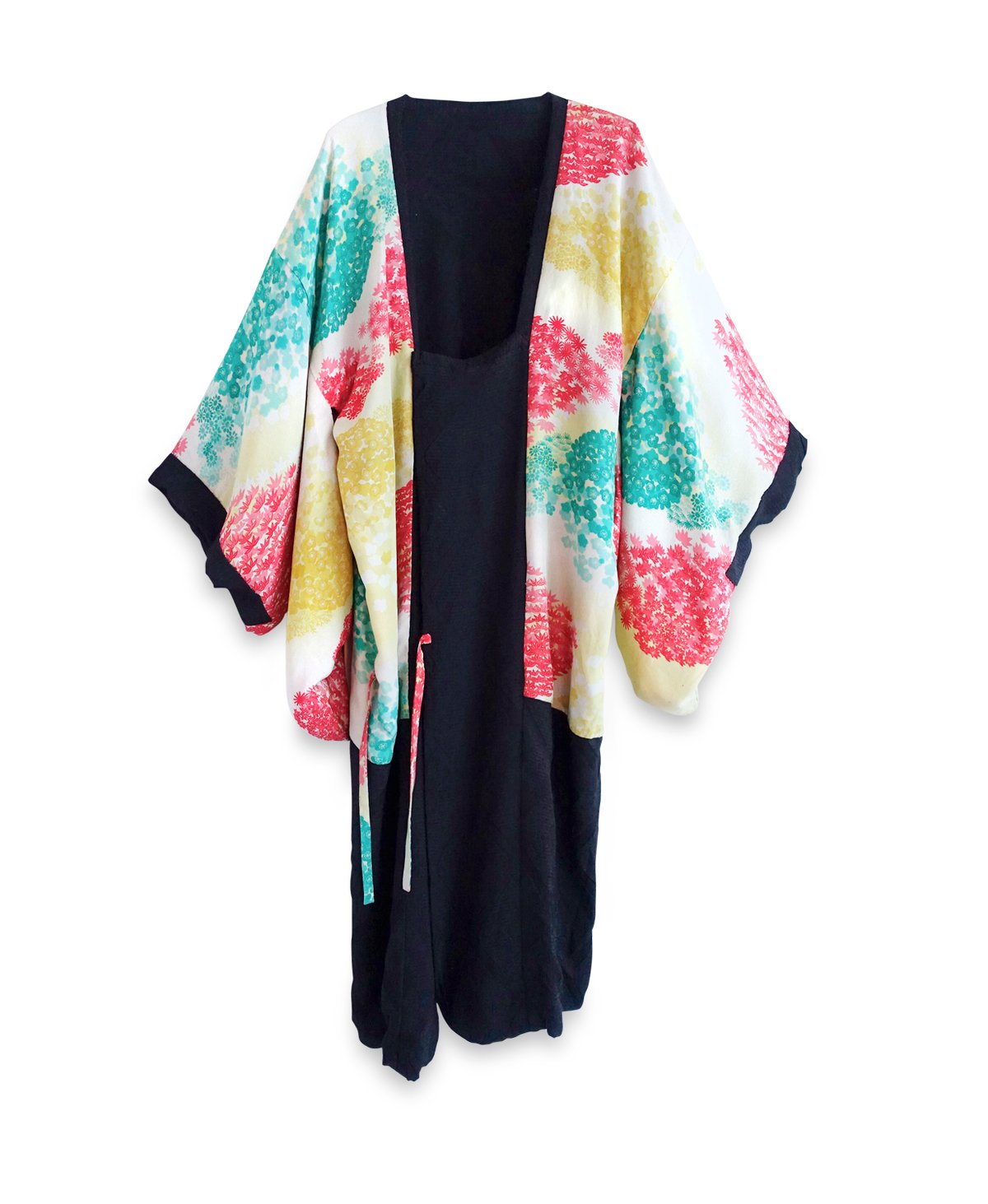 Image of Kort kimono - sort med blomster for - vendbar