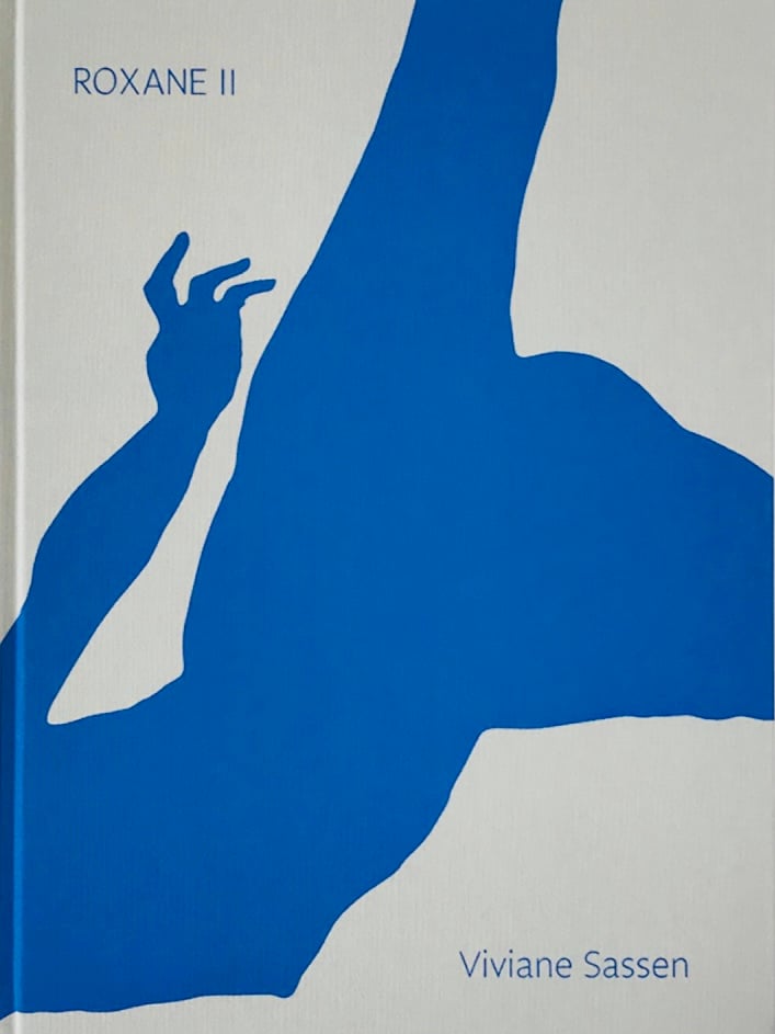 Image of (Viviane Sassen) (Roxane II)