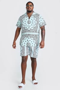 Image 2 of PLUS SIZED (Women and; Men) CLOTHING Vendors List!