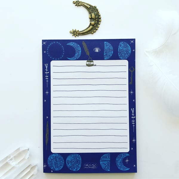 Image of Notes *Moon*