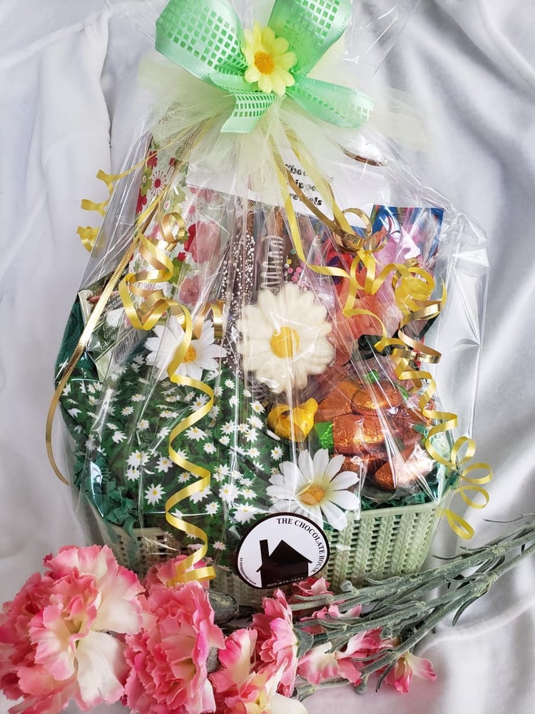 Image of Green Thumb gardeners basket with handmade chocolates