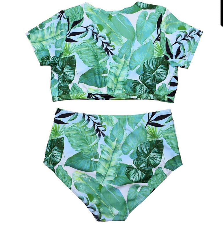 Plus size 2-Piece Image 2