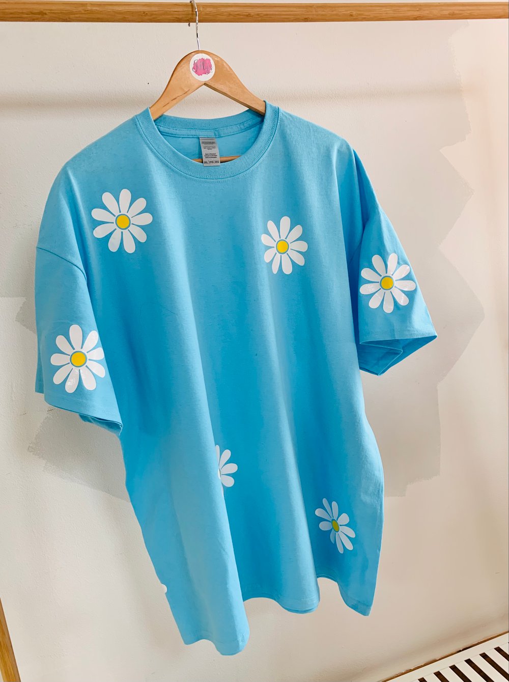 oops a daisy tee - adult 