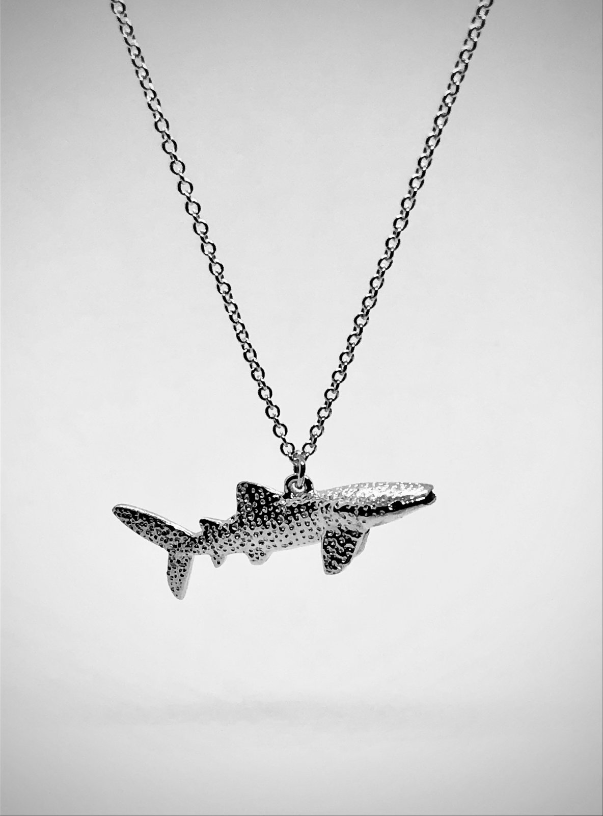 Whale Shark Necklace for Men and Women- Bronze Whale Shark Pendant for Men  and Women, Shark Jewelry, Gifts for Shark Lovers, Sea Life Jewelry -  Walmart.com