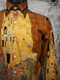 Image 5 of GUSTAV KLIMT - THE KISS men shirt