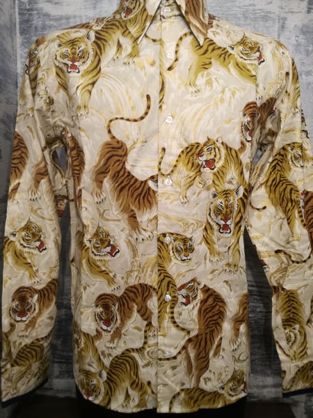 Image of Gold tigers men shirt, slim fit cut