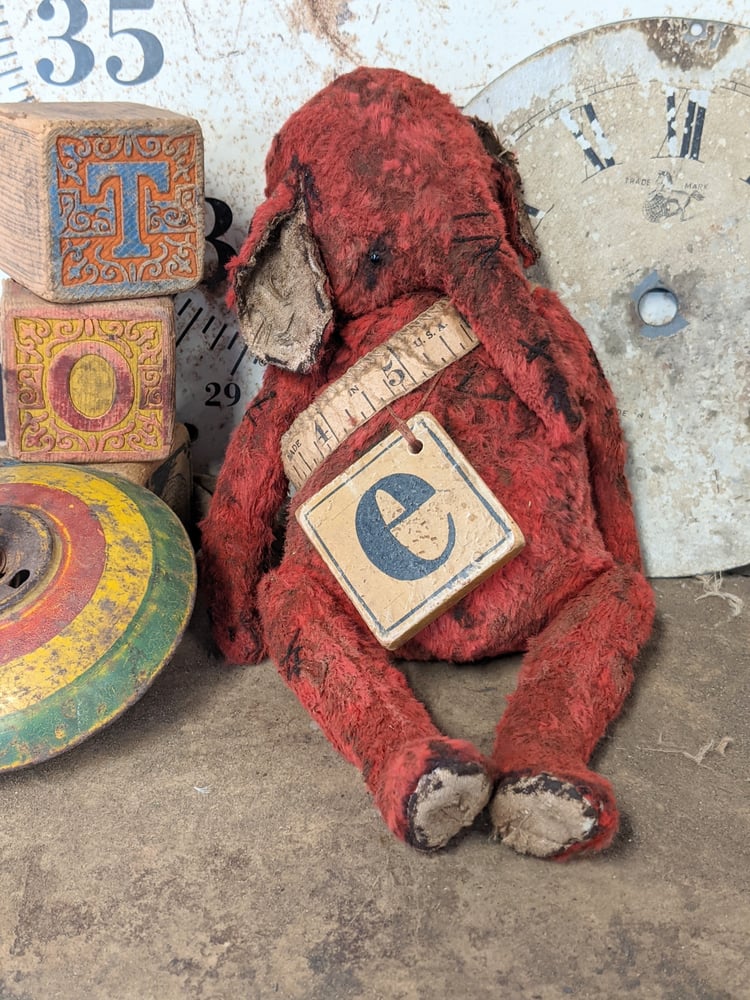 Image of 'e' is for ellyfont - 9" Old Worn Fat Red Elephant w antique toy block by Whendi's Bears