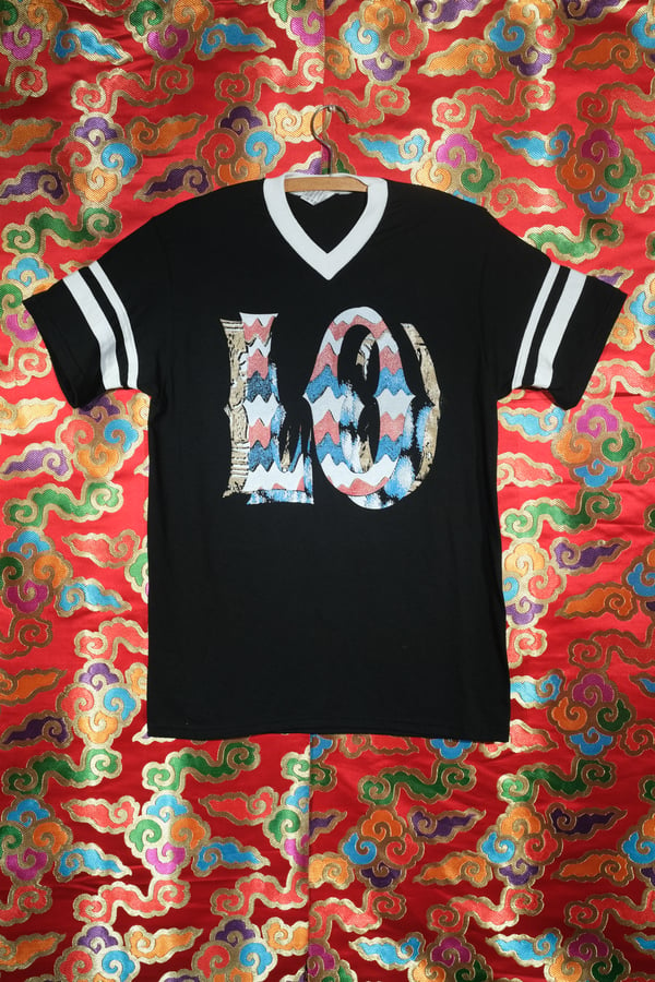 Image of << L O >>  anniversary shirt