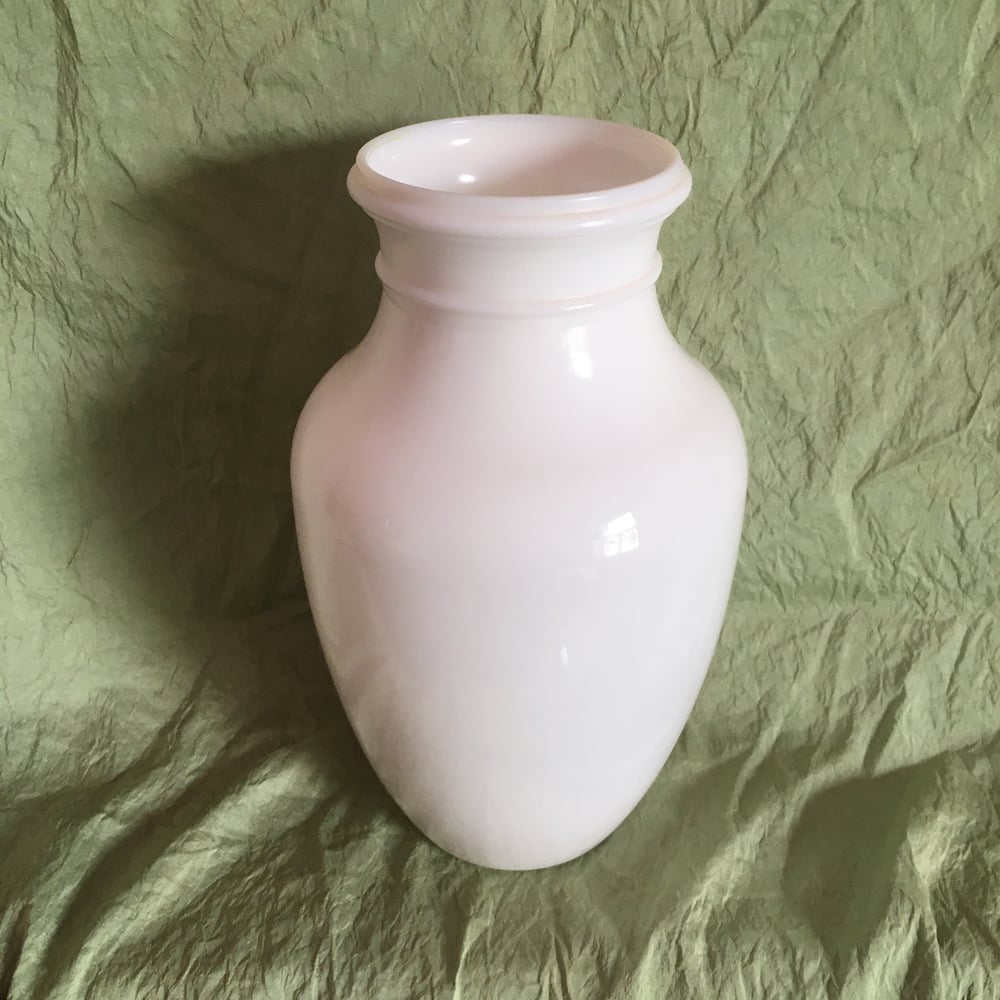 Image of Milk glass vase 