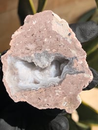 Image 1 of COCONUT GEODE FACE POLISHED WITH QUARTZ - MEXICO 
