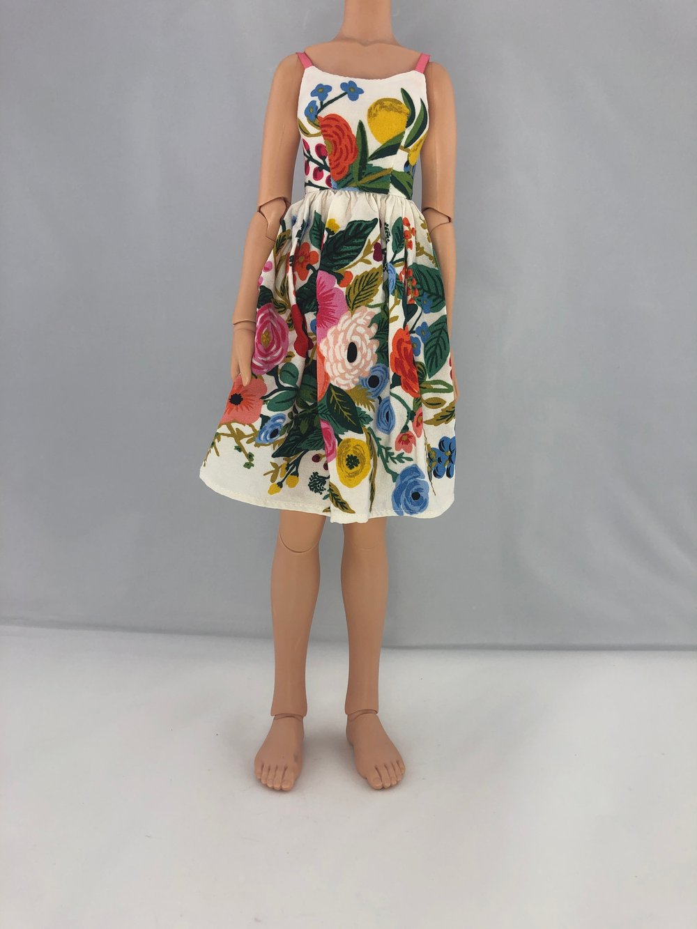 Floral Vintage Dress: Unoa