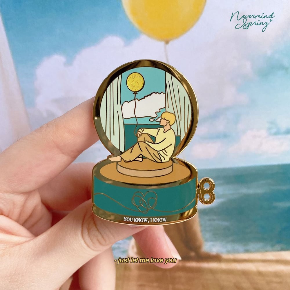 [INDIVIDUAL] Vocal Line Music Box Enamel Pin 🎼