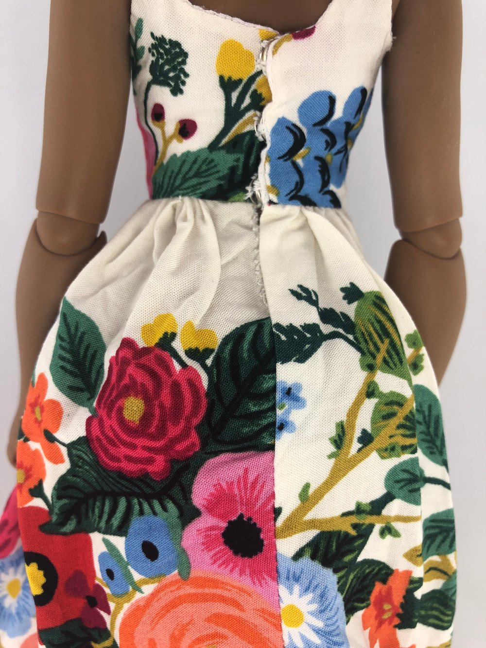 Vintage Floral Dress: Pidgin  