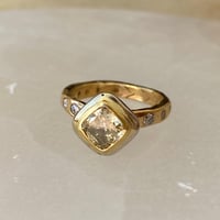 Image 3 of Catiflor’s Wedding rings