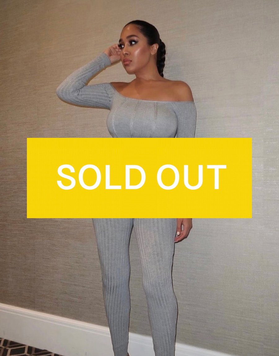 Image of GREY RIBBED 2-PIECE SET WITH CROP TOP & LEGGINGS (LARGE)