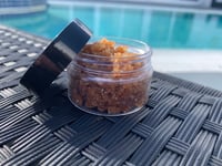 Lip scrub 