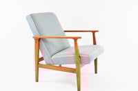 Image 1 of Fauteuil MR pieds de poule