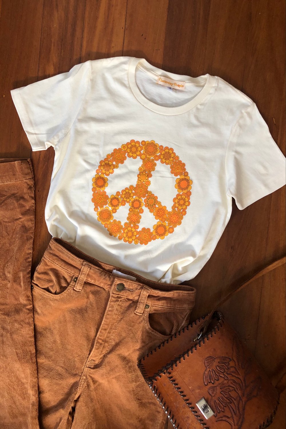 Flower Peace T-shirt SIZE L READY TO SHIP