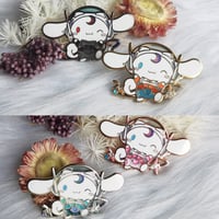 Image 1 of Juno x Sanrio in hand