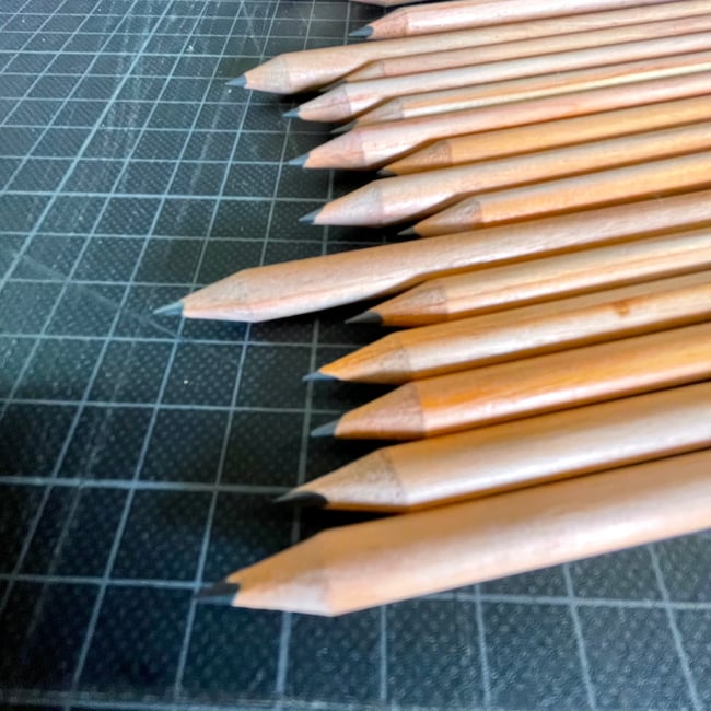 deerBLNstudio HB | PENCIL