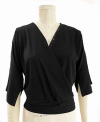 Image 3 of Asher top in black