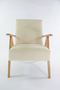 Image 3 of Fauteuils KOMPAS velours côtelé crème