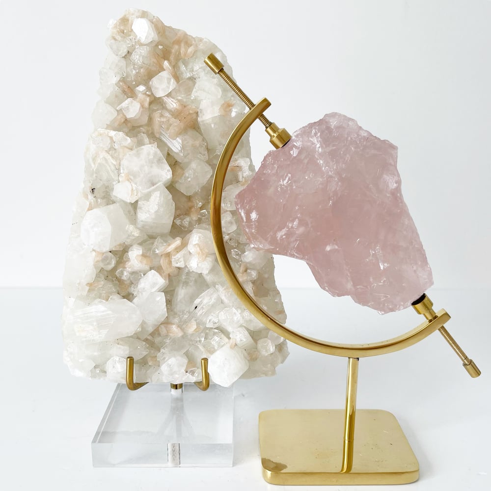 Image of Apophyllite/Stilbite no.33 + Lucite and Brass Stand