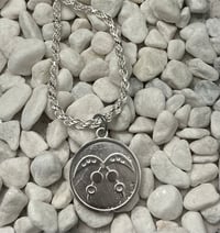 Image 2 of Courage Unmatched Medallion / Rope (925 Sterling Silver)
