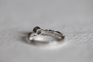 Image of Platinum 4.0mm rose-cut diamond ring (IOW196)