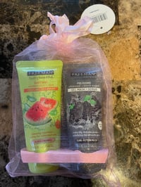 Image 2 of Freeman Gel Face Masks
