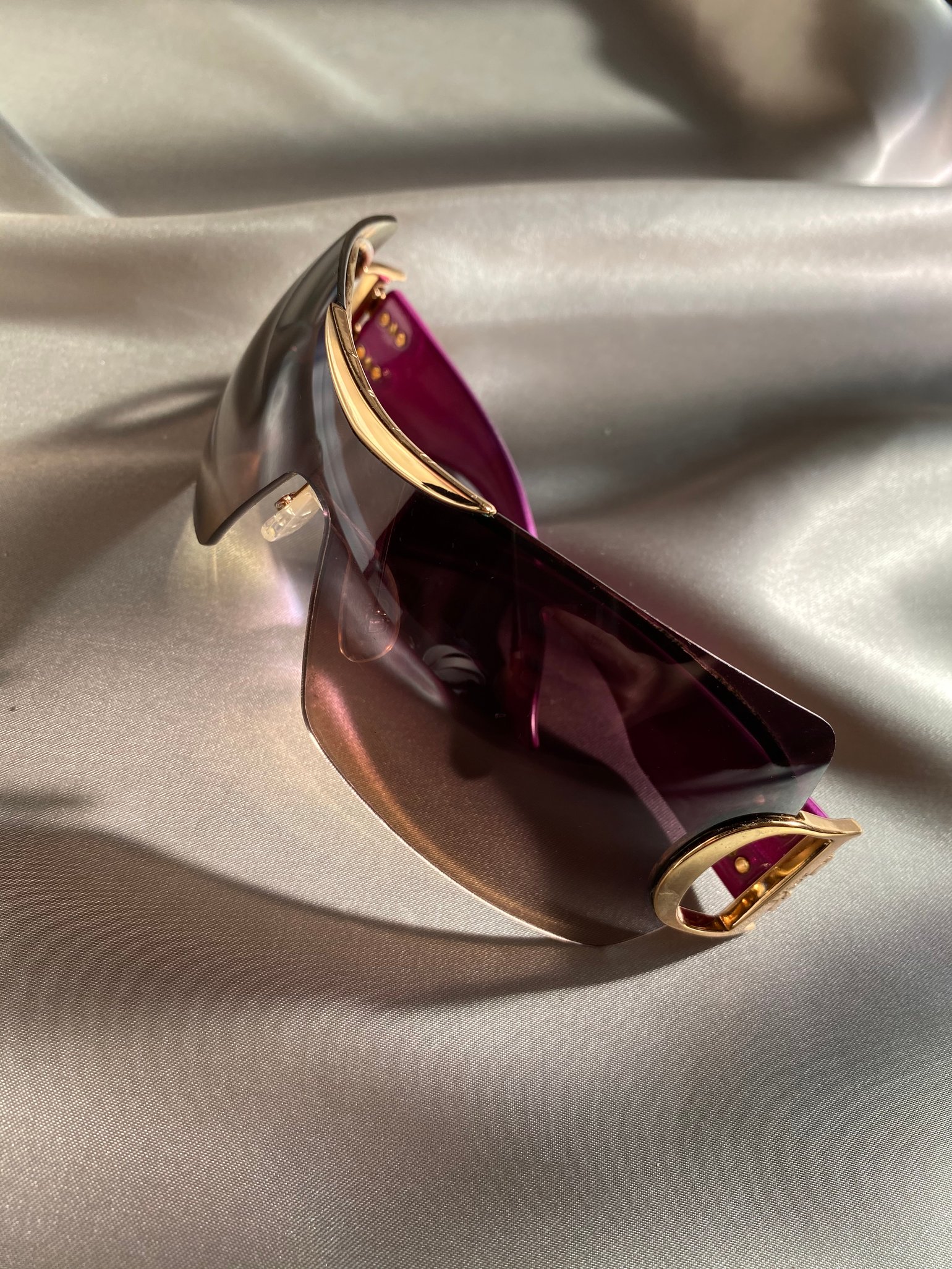 Sunglasses dior gold sales