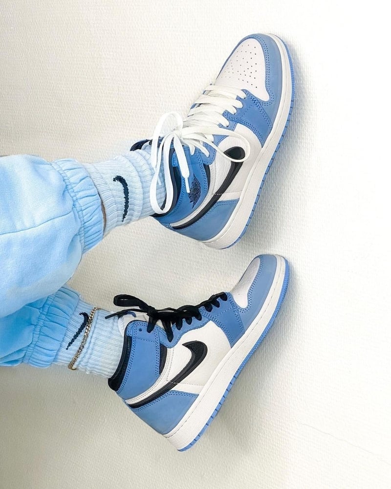 Image of 1 Retro High White University Blue GS