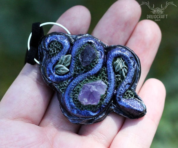 Image of Amethyst Nest Necklace