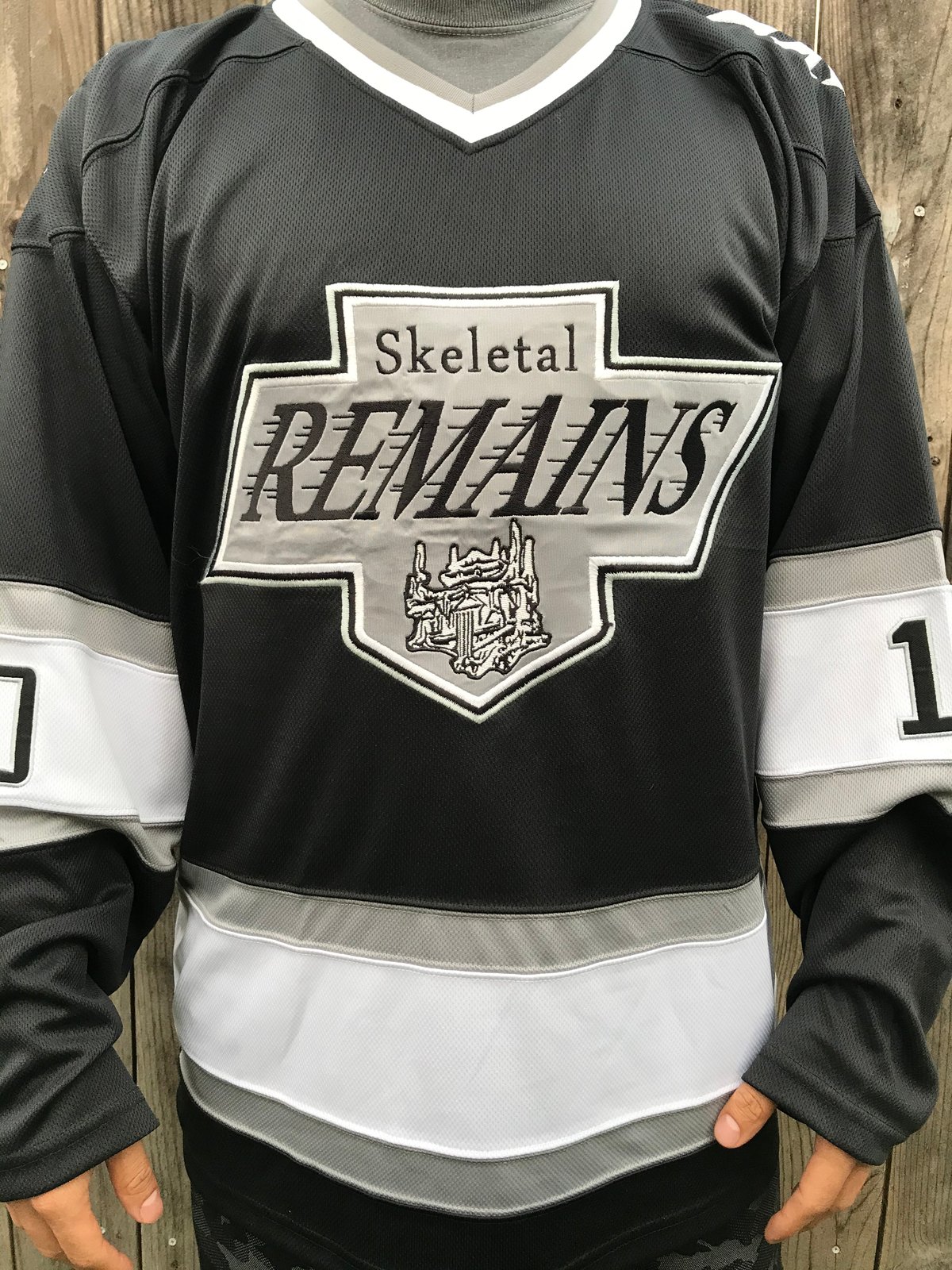 raiders hockey jersey