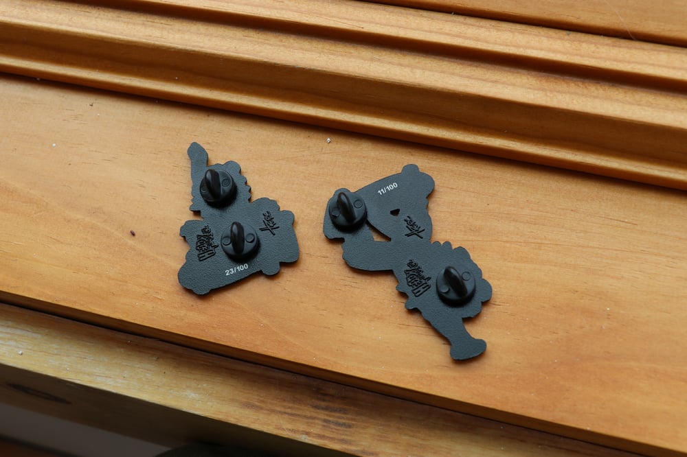 Old School Skateboard Bears pin set