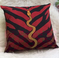 Image 1 of THE WANDERER - VELVET CUSHION COVER