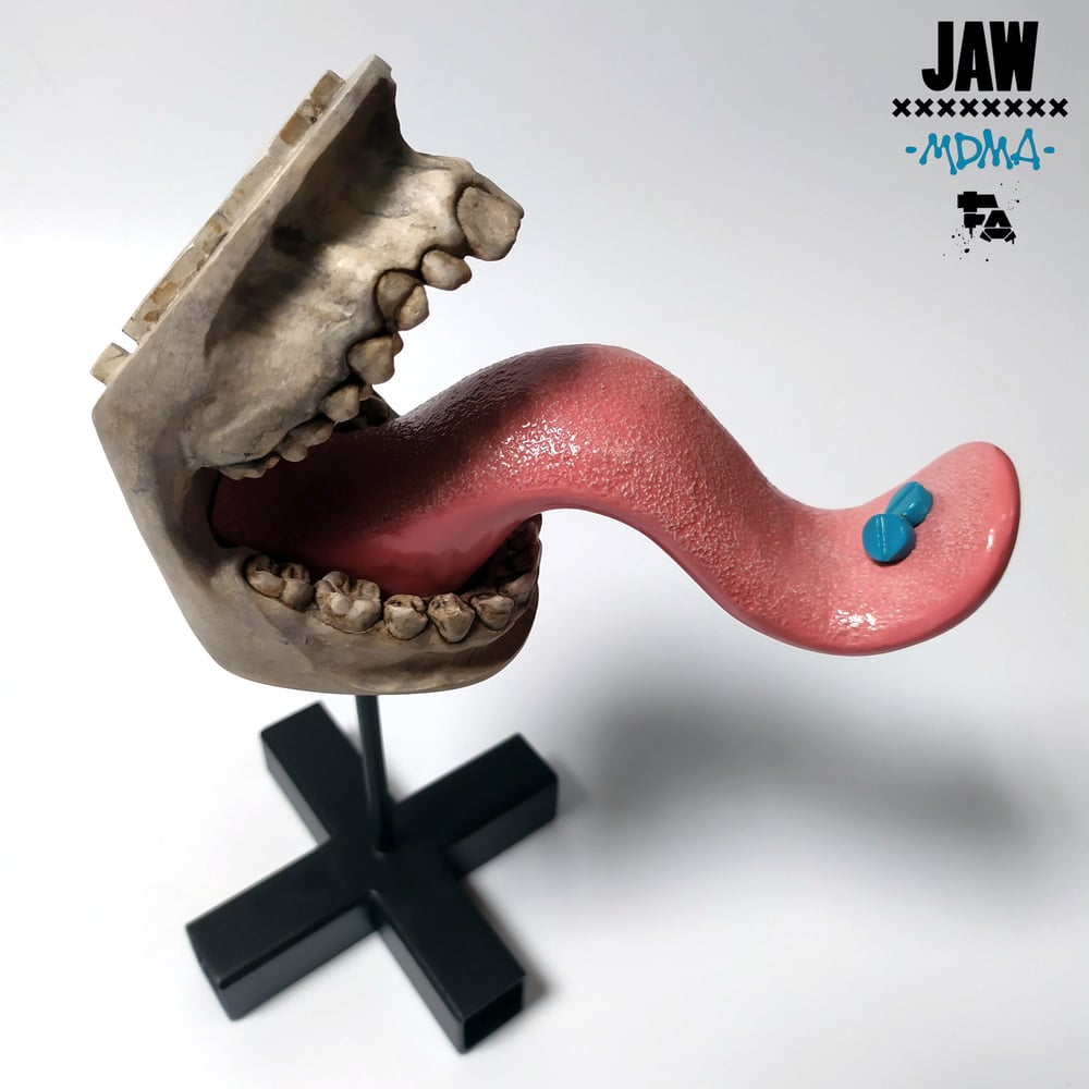 ✖✖ JAW ✖✖  - MDMA -