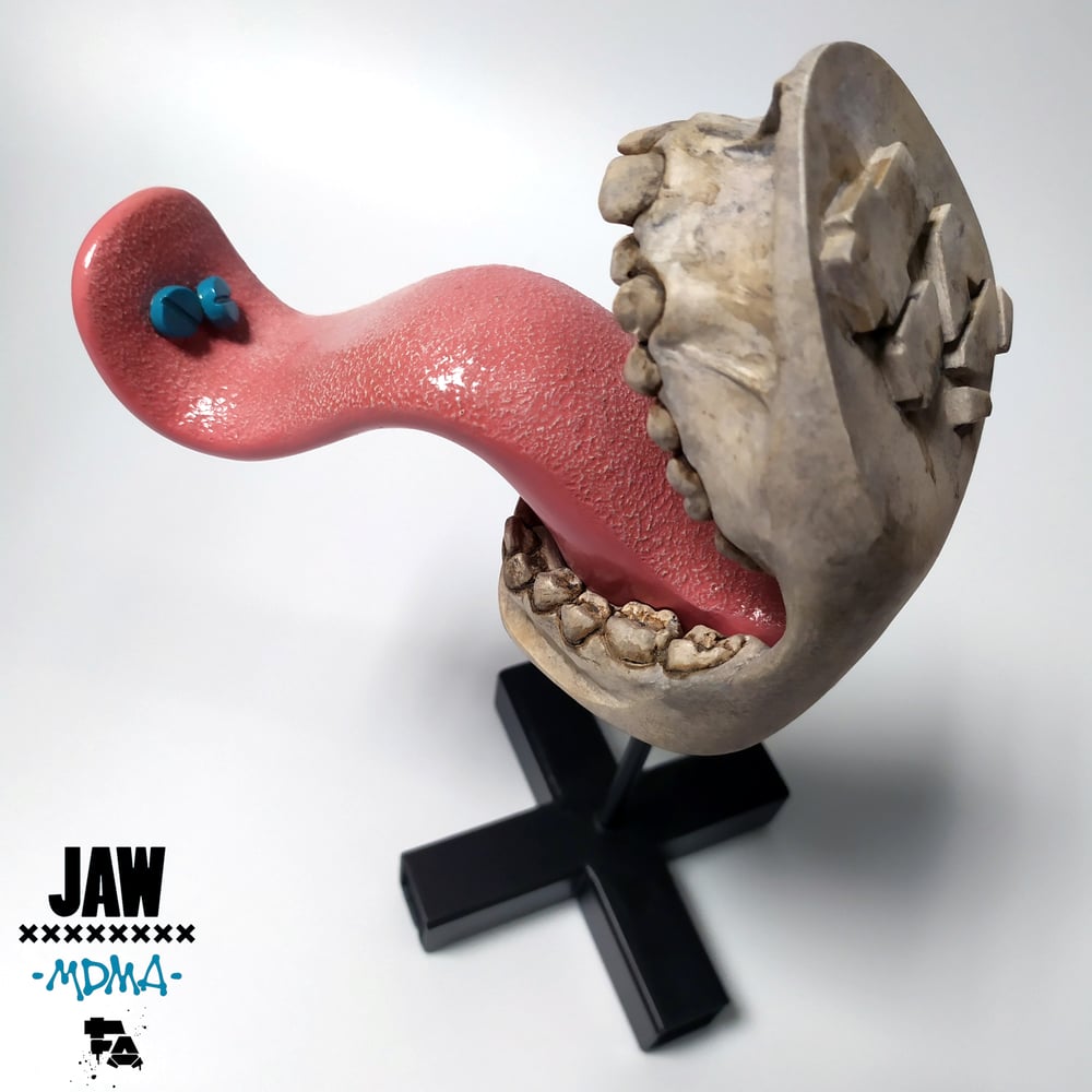 ✖✖ JAW ✖✖  - MDMA -