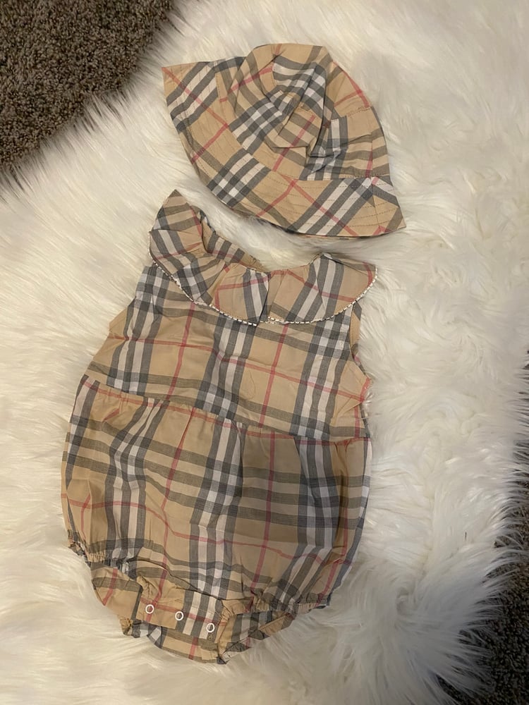Image of Burberry baby set