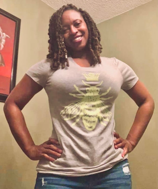 Women’s Slim Fit QUEEN BEE T-Shirt (Grey)