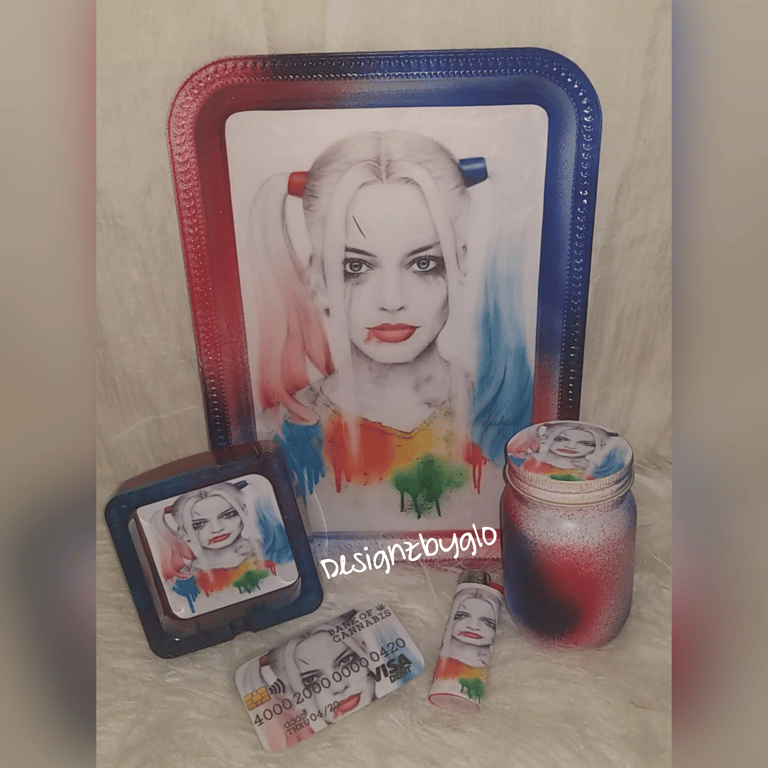 Harley Quinn Tobacco Rolling Tray Set