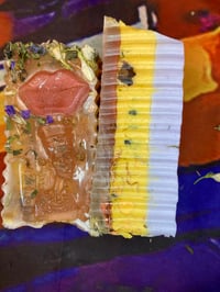Image 2 of 3D Queen Bar 