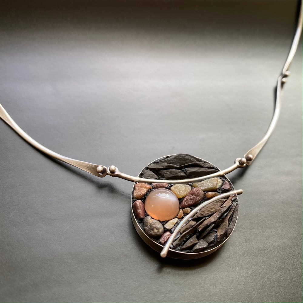 Image of Curvature Necklace