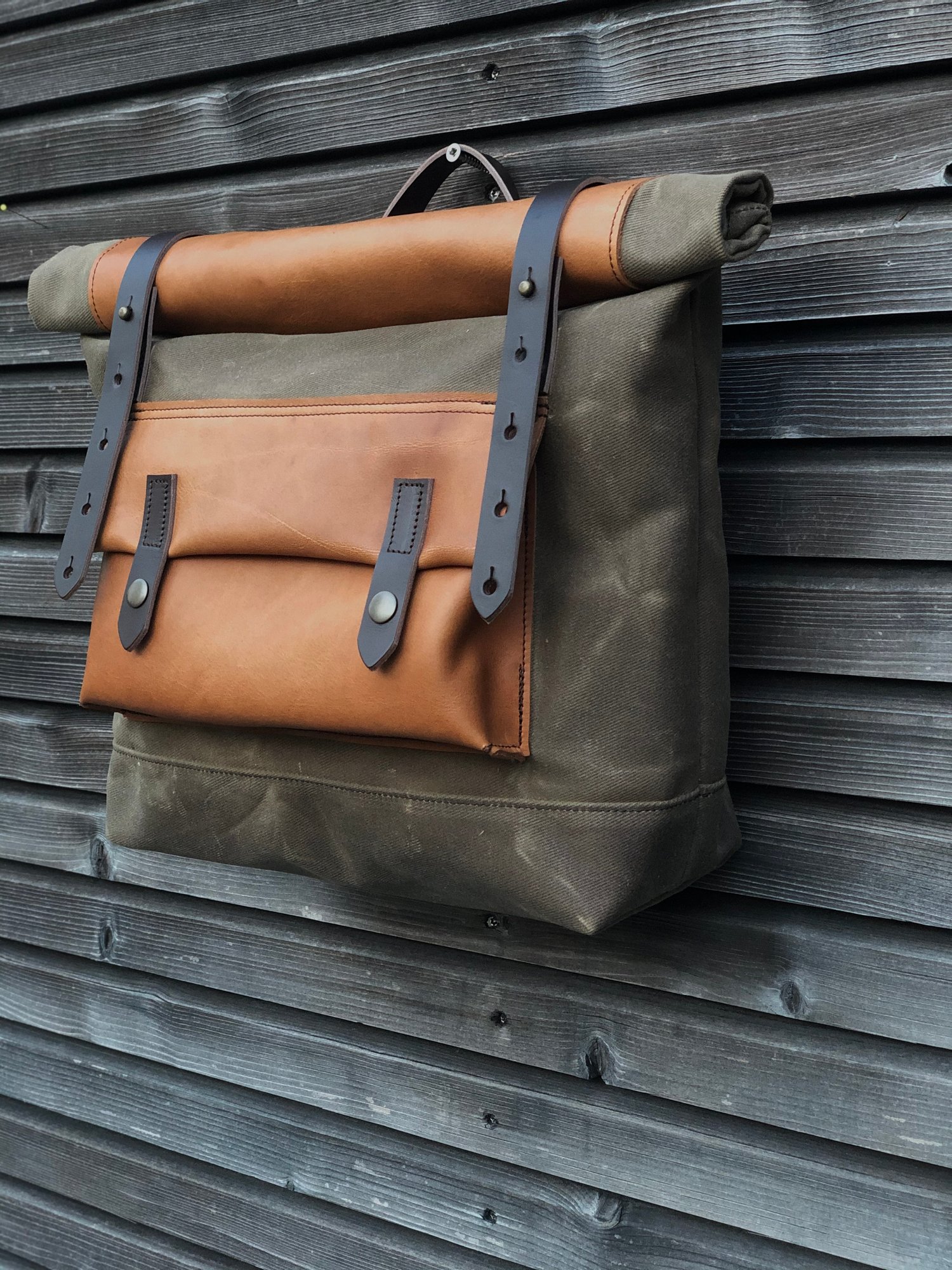 Image of Saddle bag in waxed canvas leather Super73 E-bike bag Motorcycle bag Bicycle bag in waxed canvas and