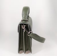 Image 3 of MARY - GREEN w/ Shoulder Strap