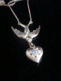 Image 1 of Edwardian 18ct diamond swallow heart necklace