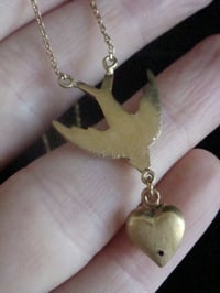 Image 2 of Edwardian 18ct diamond swallow heart necklace