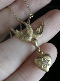 Image 4 of Edwardian 18ct diamond swallow heart necklace