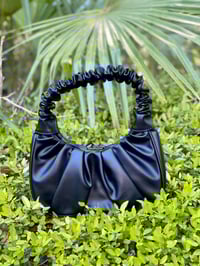 Image 5 of “Ruffles” Lengthy Lady Bags