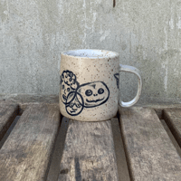 Image 1 of face chain mug no. 1